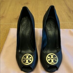 Tory Burch Black Leather Peep-Toe Heels with Gold Logo Medallion